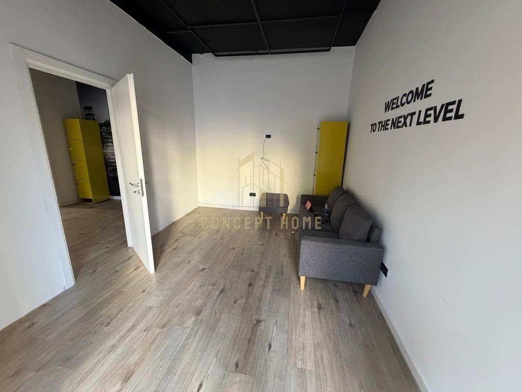 Jepet me qera ambient biznesi Bulevardi Gjergj Fishta 2