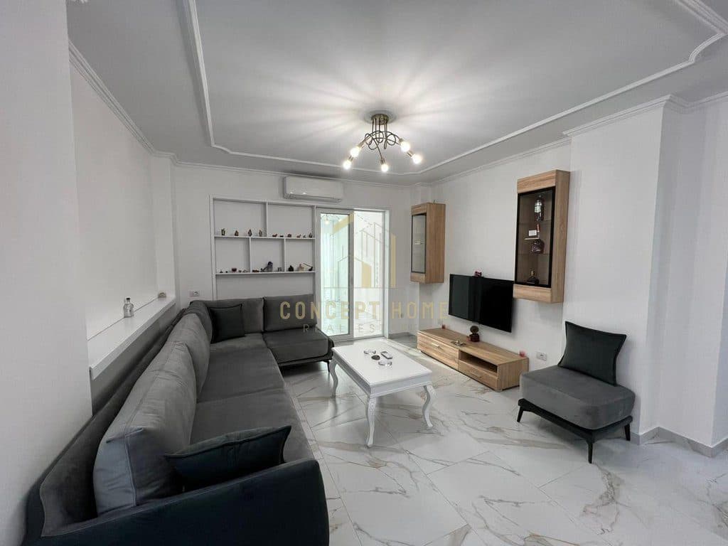 Apartament 2+1+2 Me Qira në Bllok, Tiranë - 1200€ | 105 m² 2