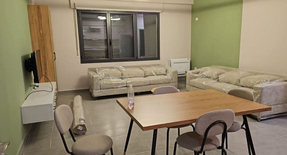 Jepet me qera apartament 1+1te Liqeni i Thate