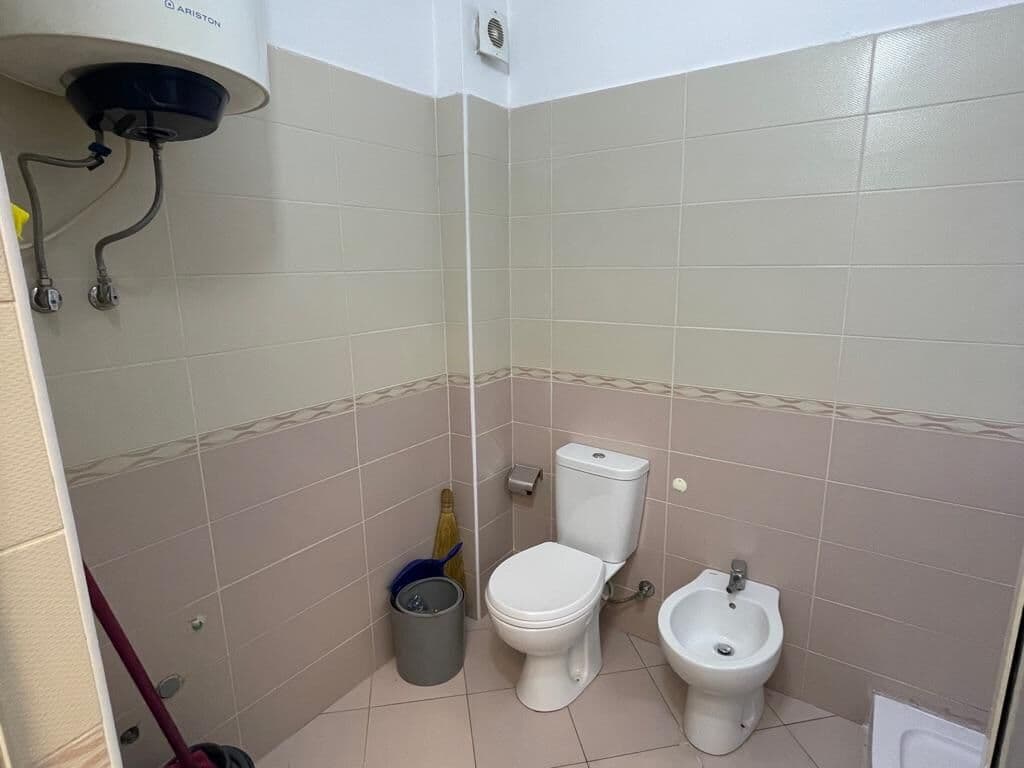 Shitet Apartament 2+1 ne 2