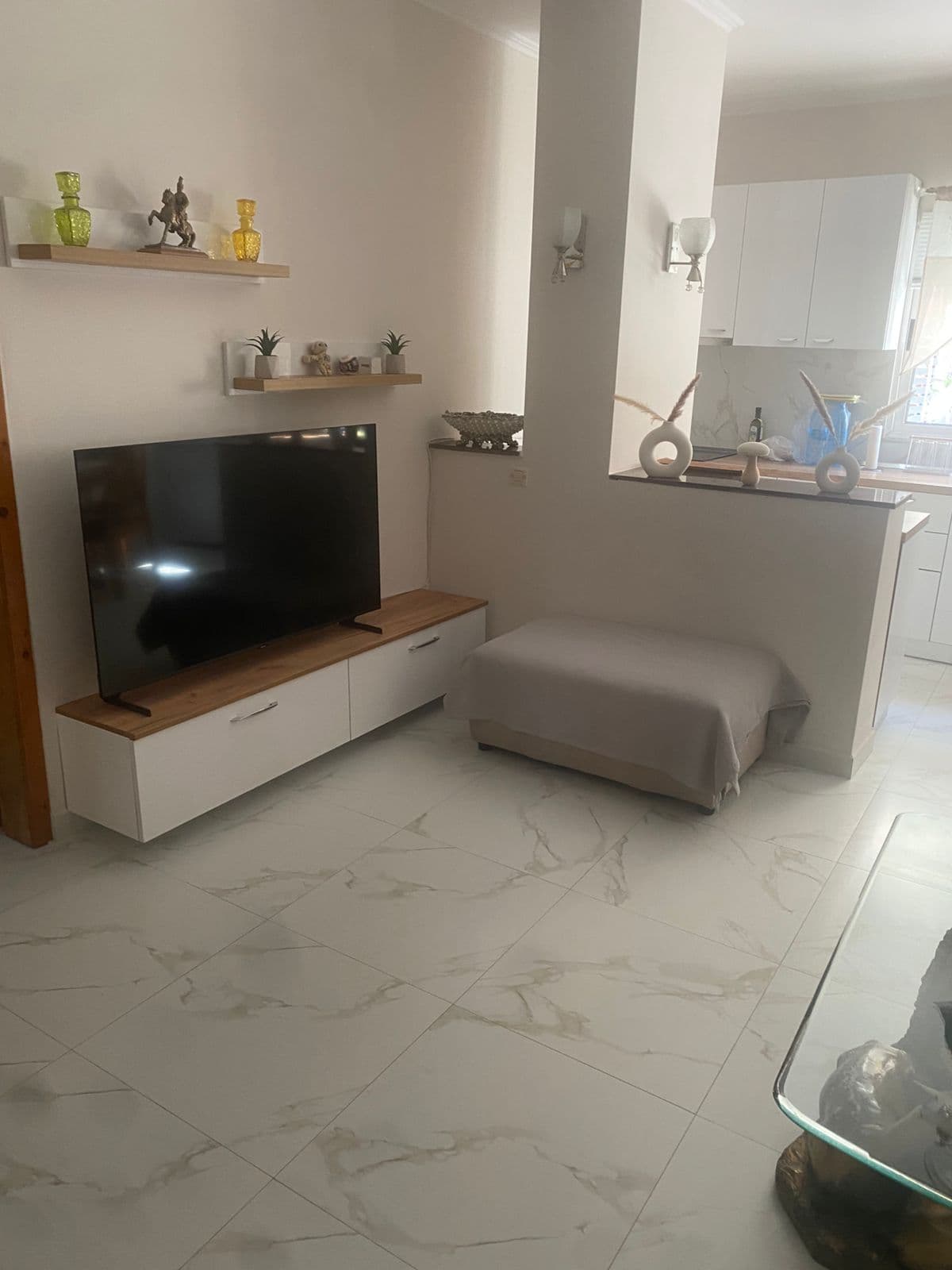 Apartament 2+1 Me Qira në Komunën e Parisit, Tiranë - 700€ | 3