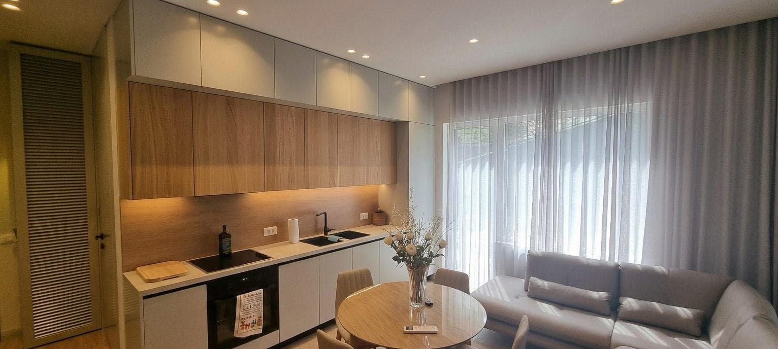 Jepet me qera apartament 1+1+ Verande tek Kodra e Diellit 3