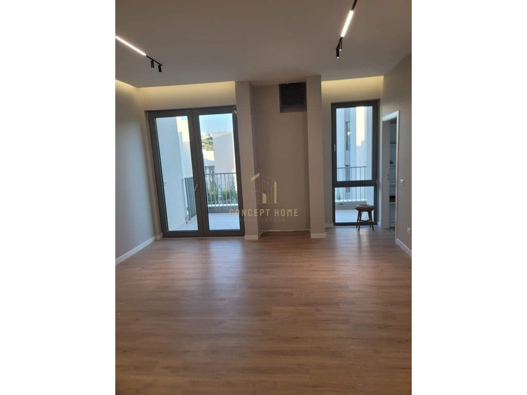 Jepet me qera apartament 2+1+2 tek Liqeni i Thate 2