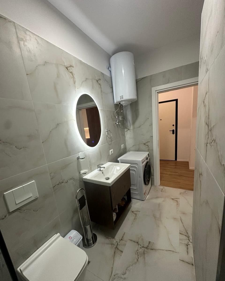 Jepet me qera apartament 2+1 Zogu I Zi 4