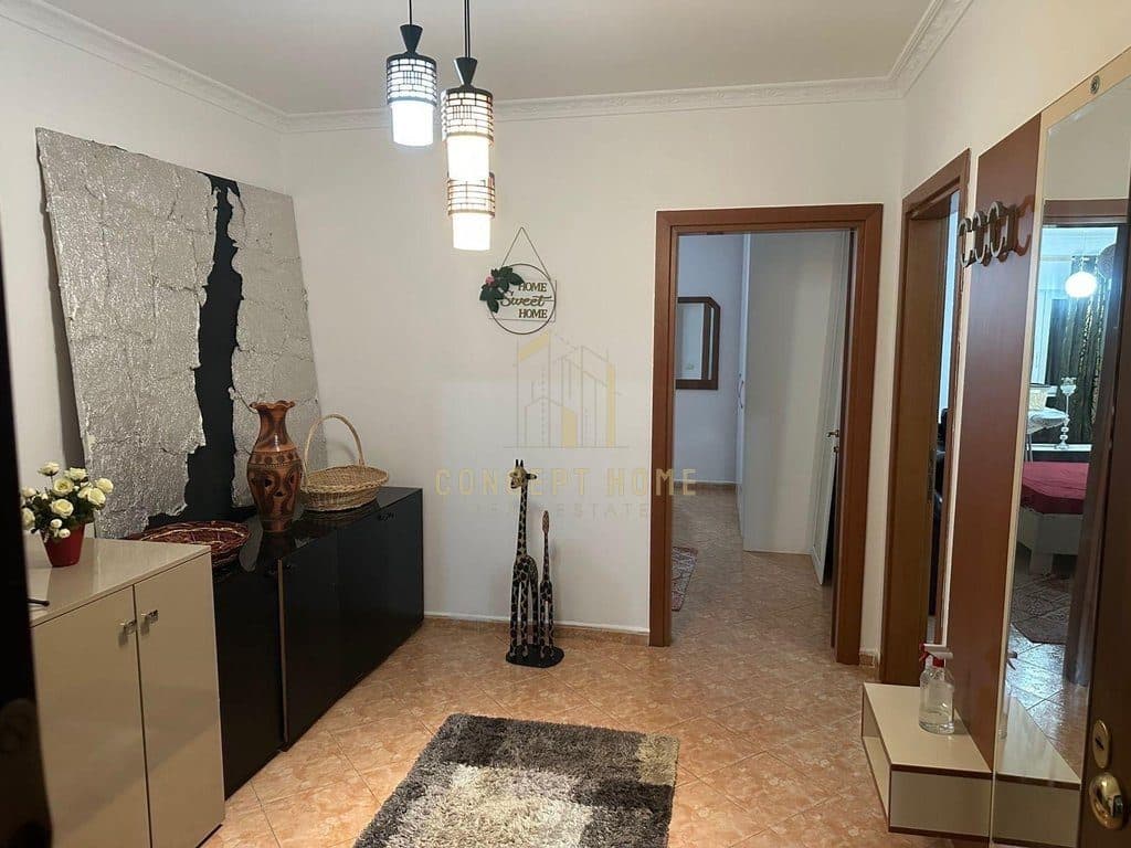 Jepet me qera apartament 2+1+2 tek 2