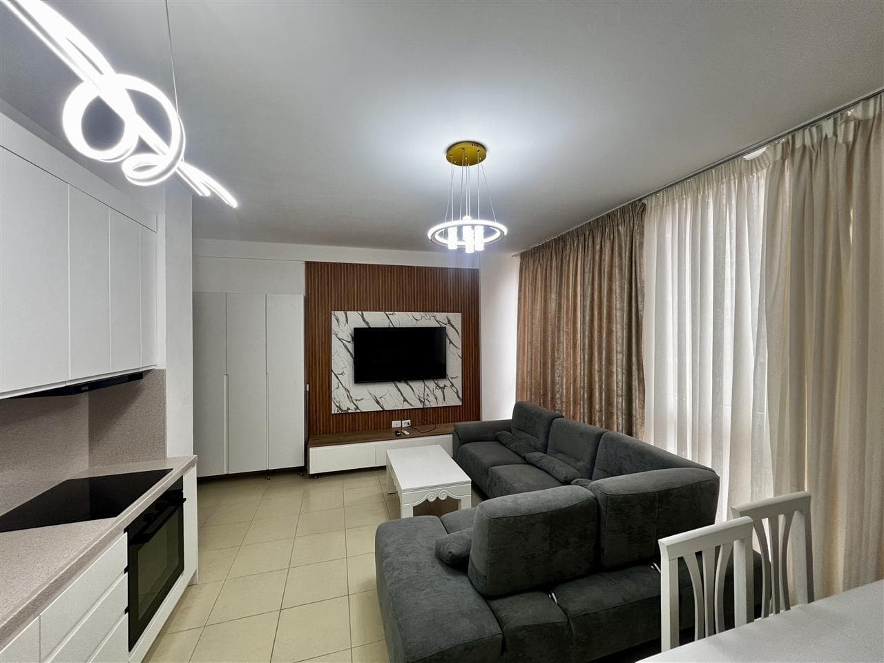 Jepet me qera apartament 2+1 tek Bulevardi i Ri(Rezidenca Avid).