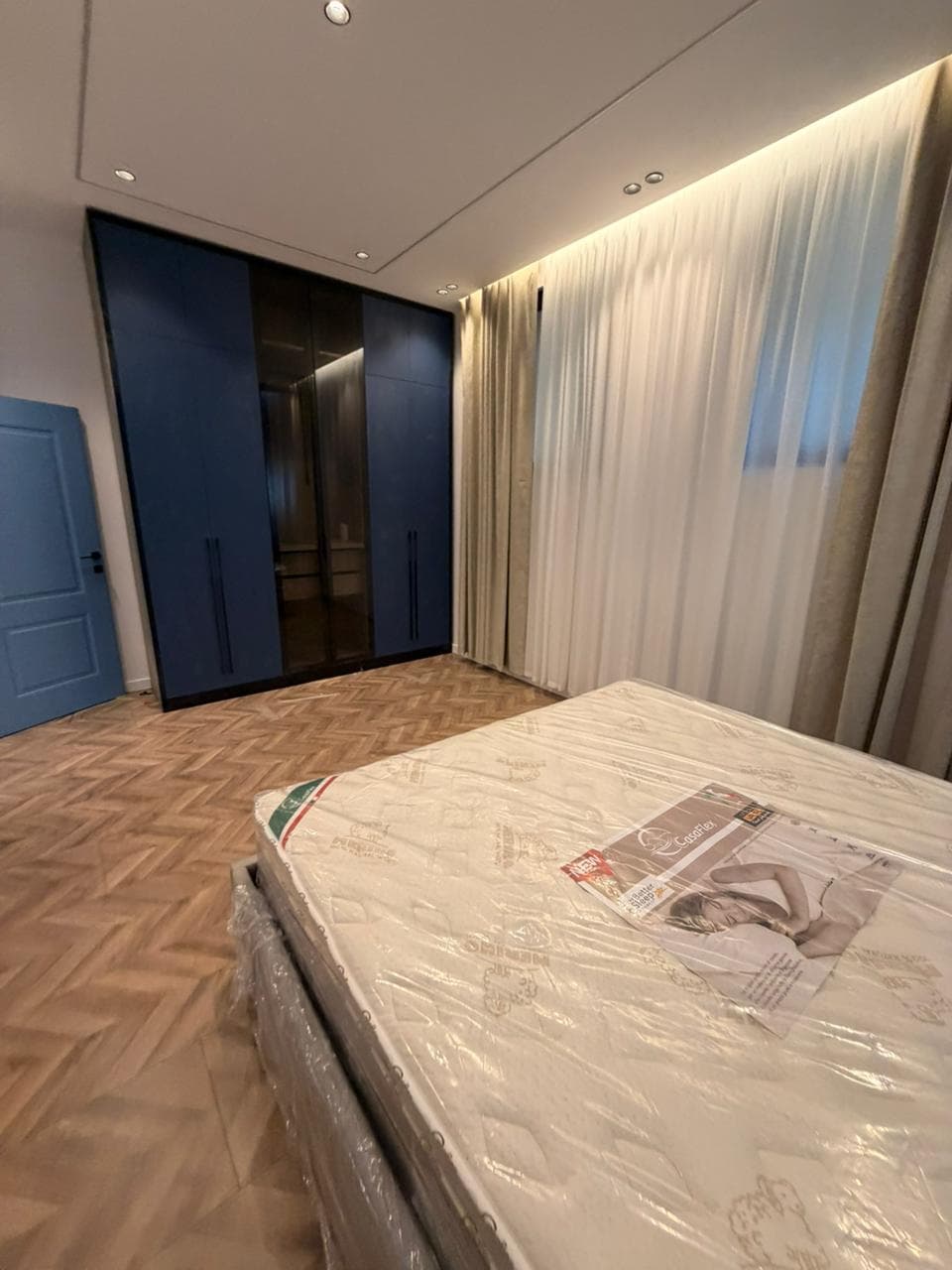 Apartament 2+1 Me Qira tek Kodra e Diellit 1, Tiranë - 900€ | 95 m² 2