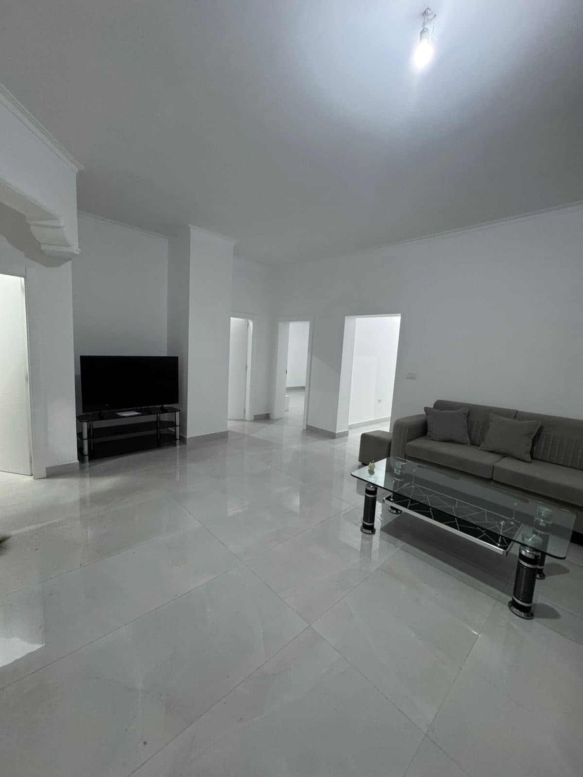 Jepet me qera apartament 3+1 ne Don Bosko 3