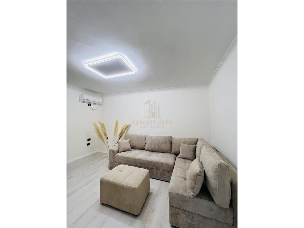 Shitet Apartament 1+1 tek Stadiumi Dinamo 4
