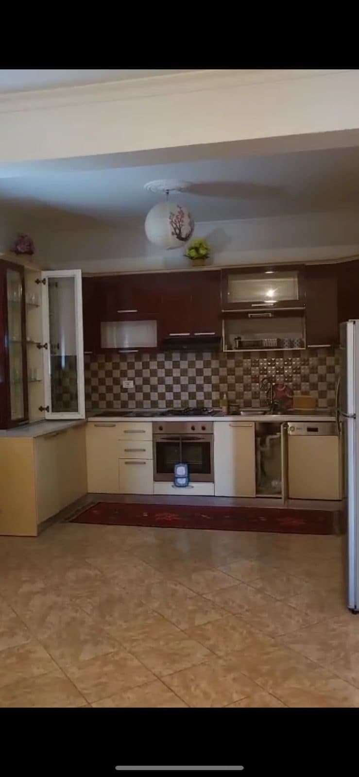 Apartament 2+1 me qera ne Qytet Studenti