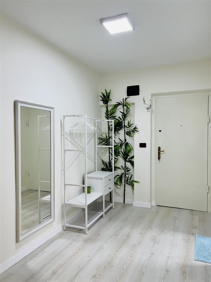 Shitet Apartament 1+1 tek Stadiumi Dinamo 2