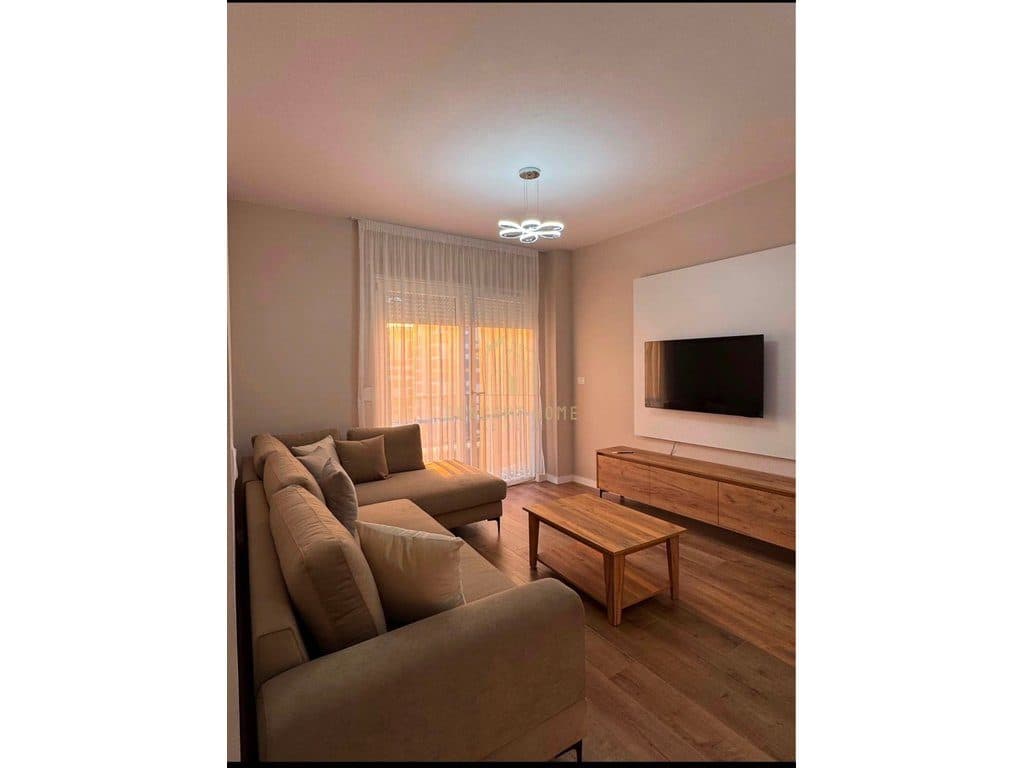 Jepet me qera apartament 2+1 Univers City 4