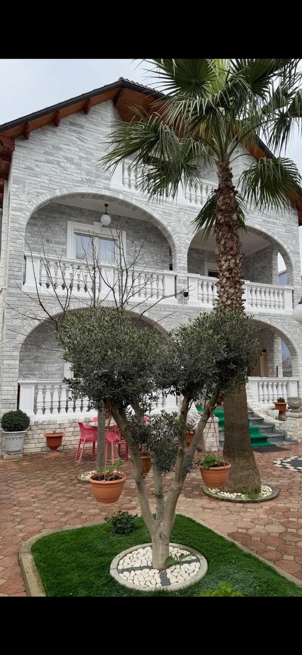 Shitet Vile 3 katshe në Casa Italia, Tiranë - 520,000€ | 420 m² 4