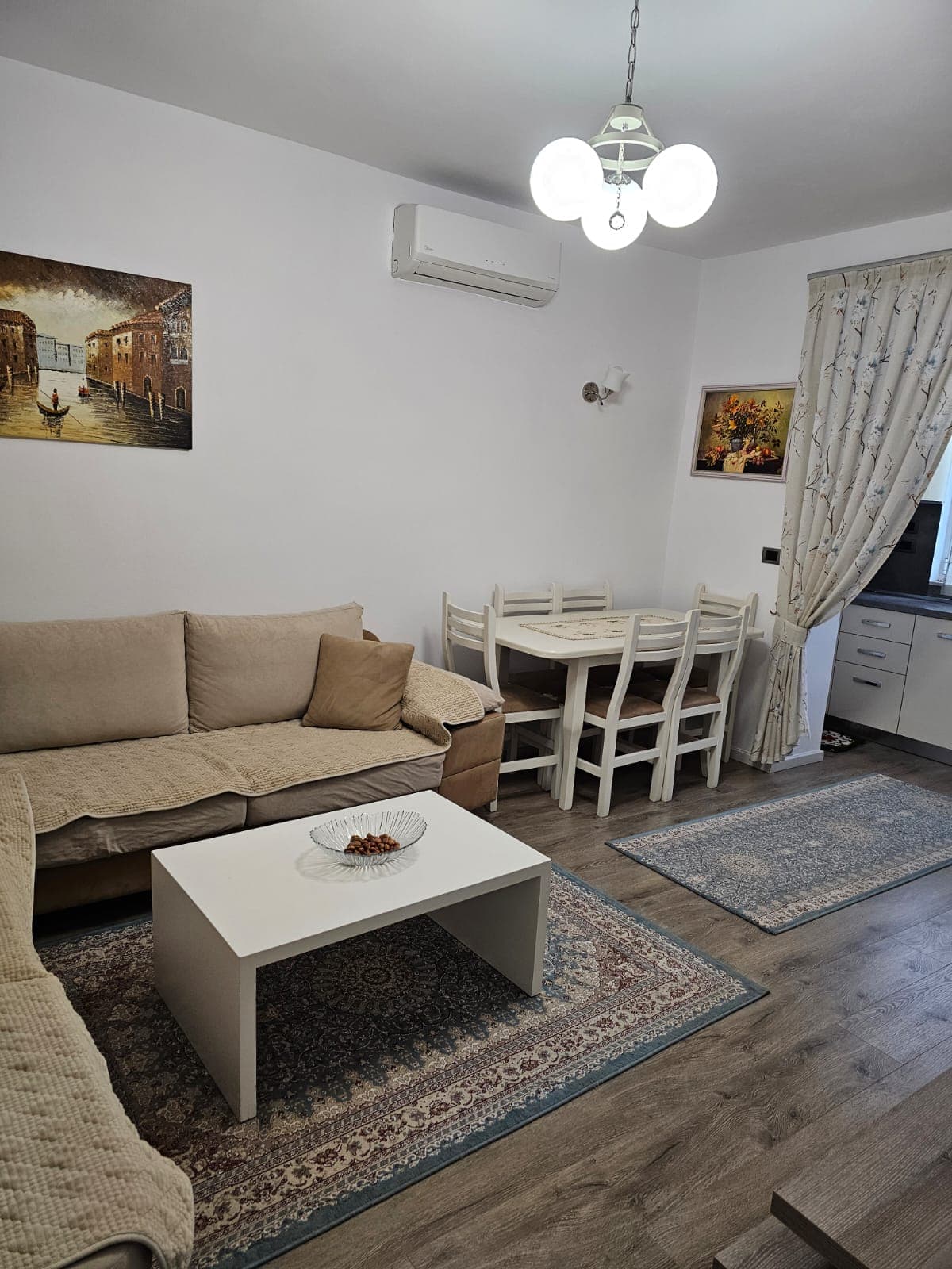 Apartament 2+1 Për Shitje në Komuna e Parisit, Tiranë - 140,000.00€ | 68 m² 3