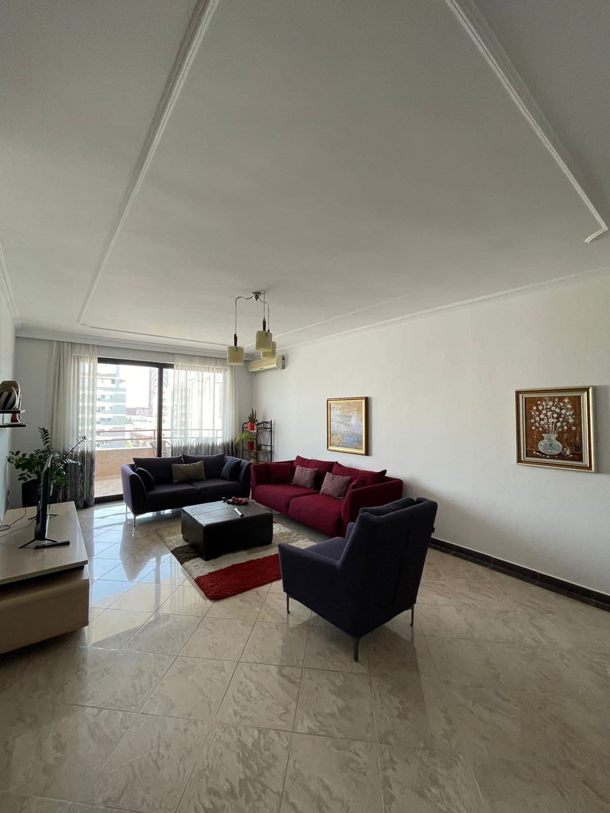 Apartament 2+1+2 për Qira në Blloku, Tiranë - 800€ | 140 m² 3