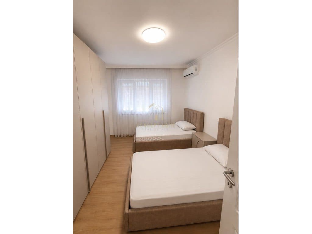 Jepet me qera apartament 2+1 tek 9 kateshet 9 3