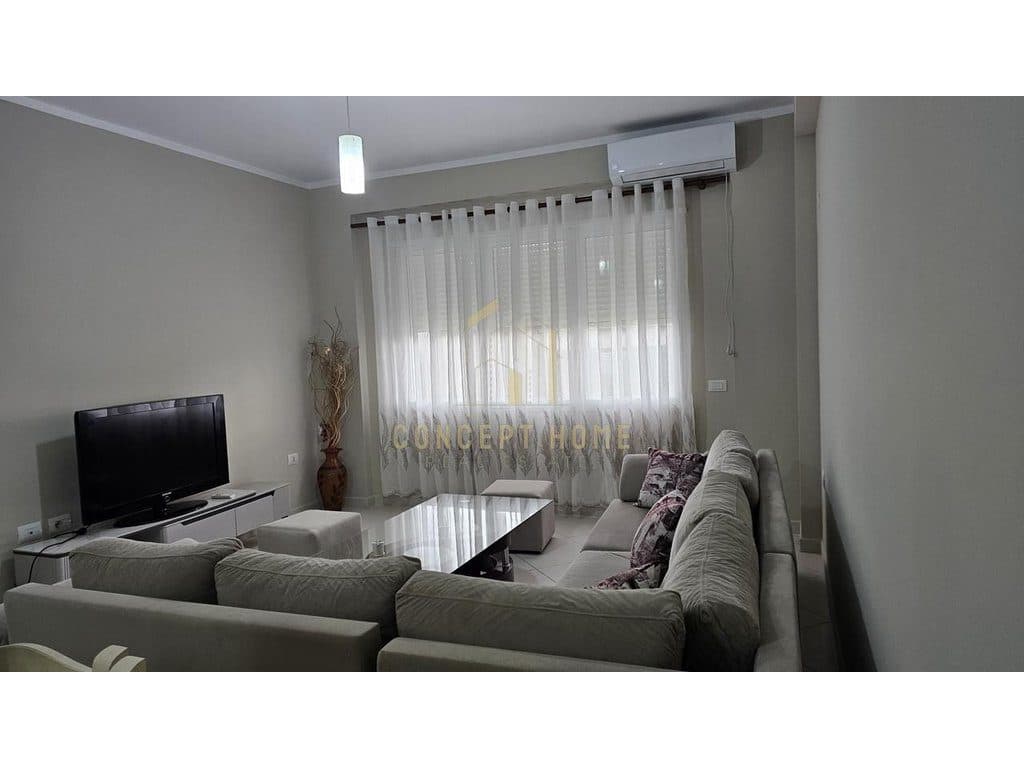 Jepet me qera Apartamenti 2+1 tek Liqeni Artificial