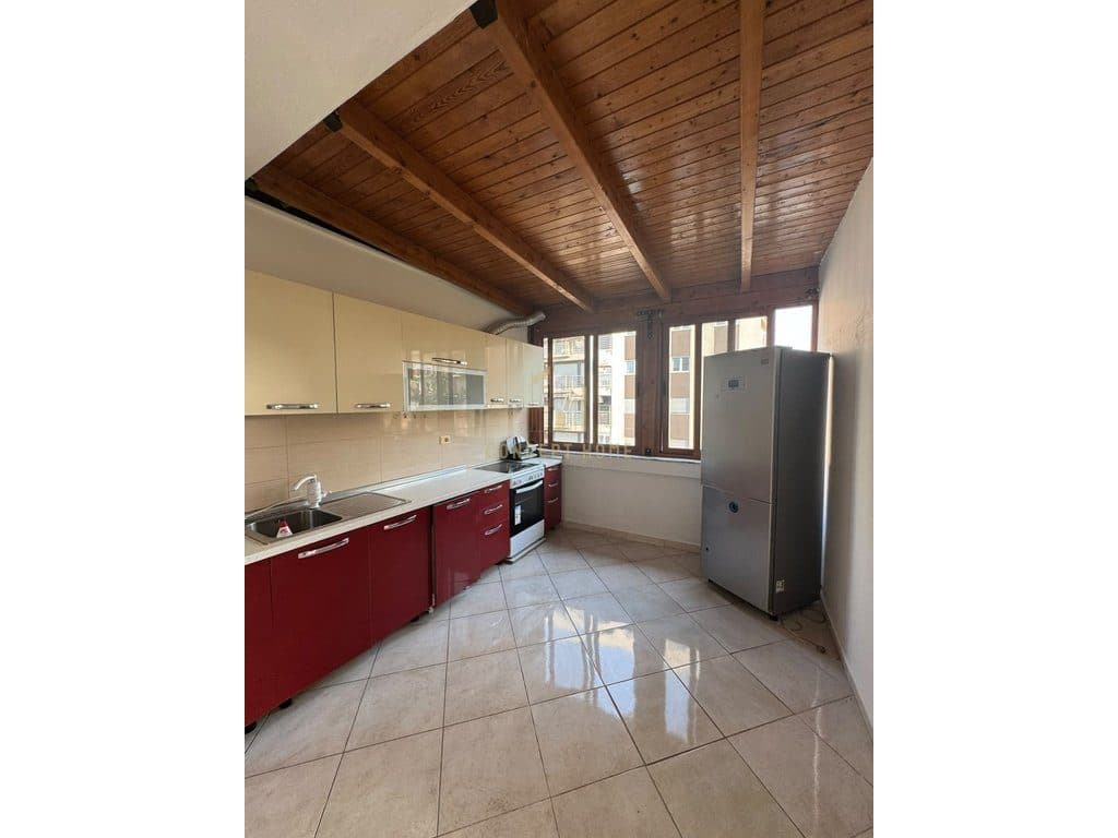 70,000 leke Jepet me qera apartament 2+1+2 ne Don Bosko. 3