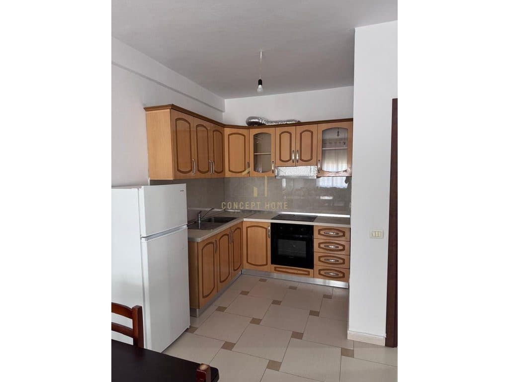 Jepet me qera apartament 2+1 ne Yzberisht/Cmimi: 47.000 ALL 2