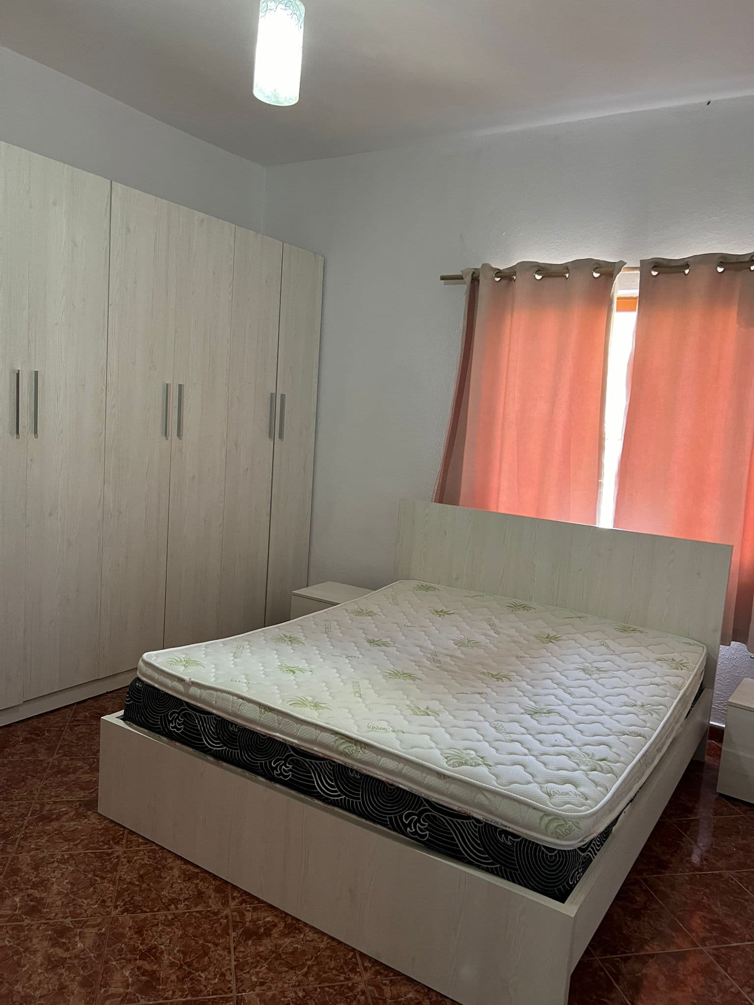 Shtepi 1+1 me Qira në Ali Demi, Tiranë - 300€ | 85 m² 4