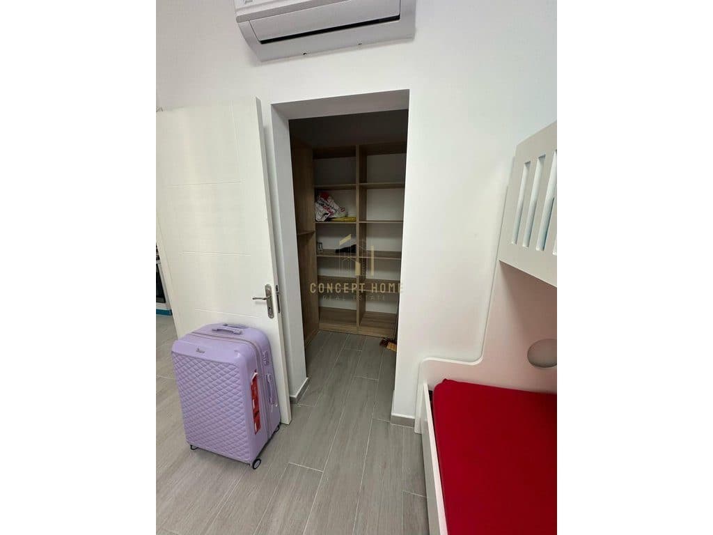 Jepet me qera apartament 1+1 ne Golem 4