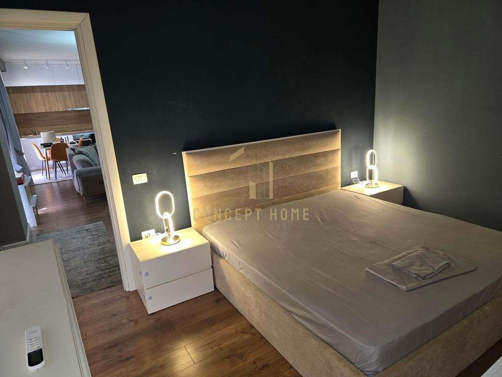 Jepet me qera apartament 1+1 ne Qender 2