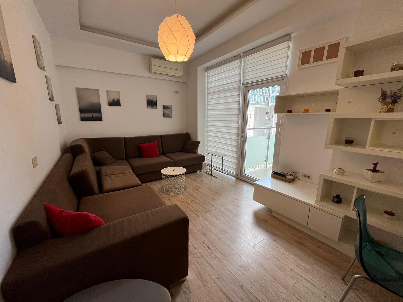 Shitet apartament 2+1+2 Tek Komuna e Parisit, Kika 2 4