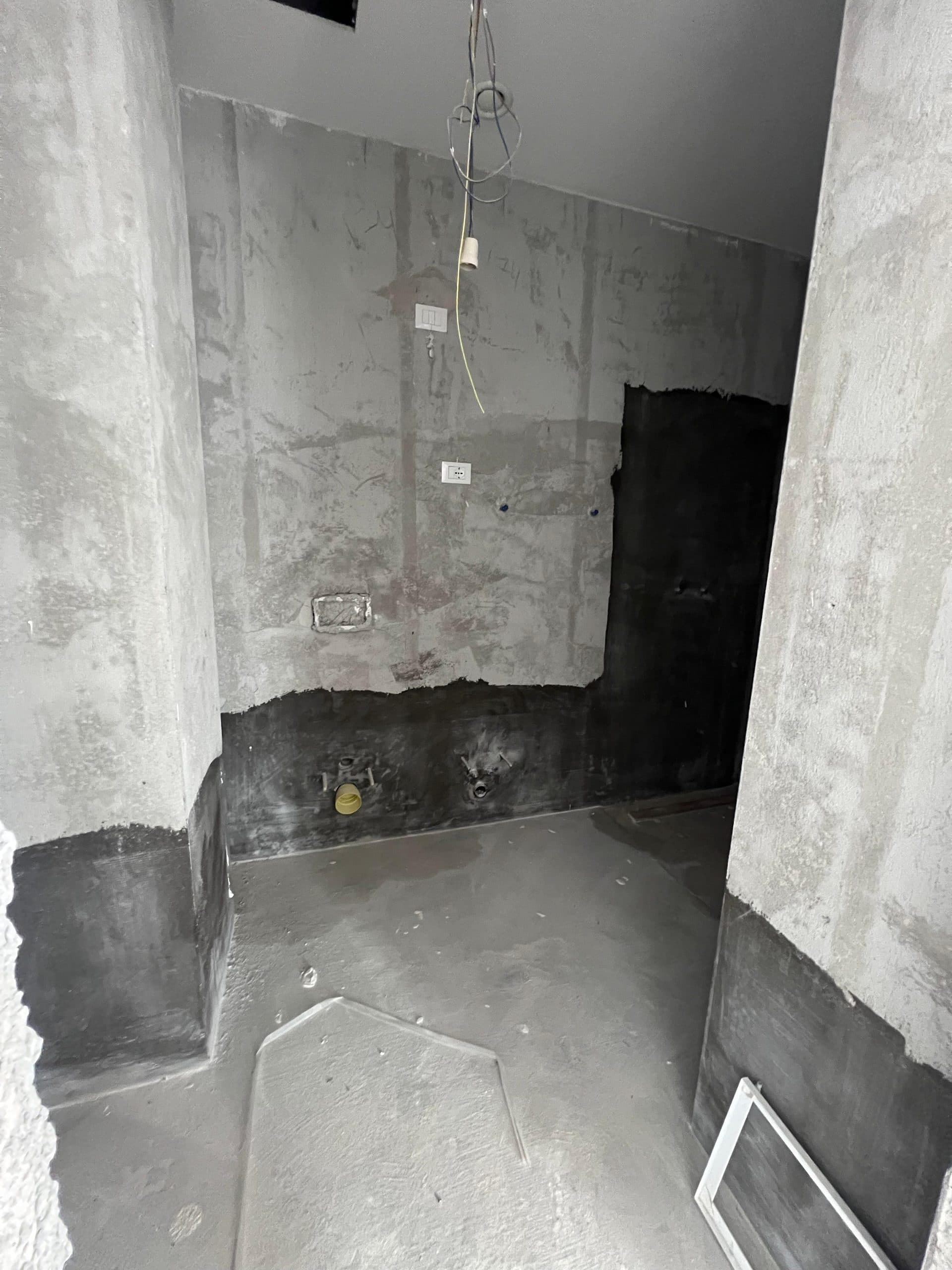 ? Shitet apartament 2+1+2 tek Liqeni Artificial, Lake View 2