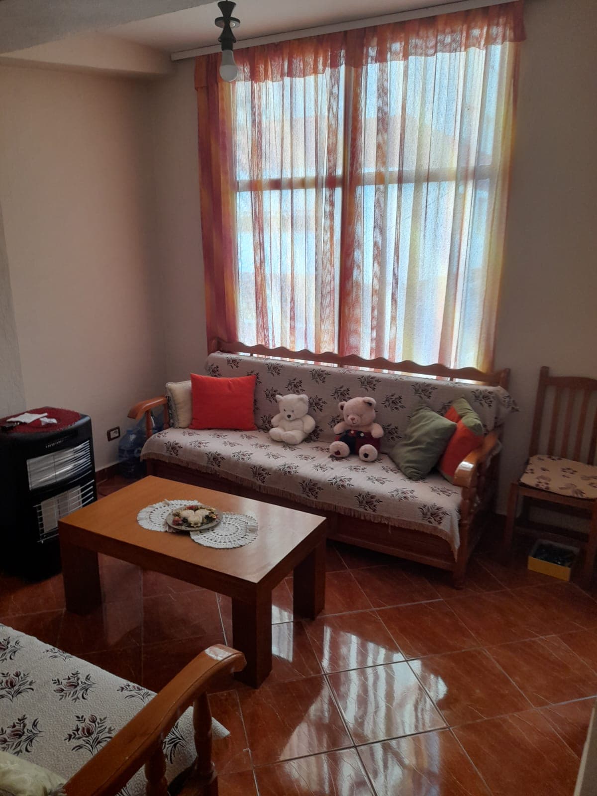 Jepet me qera Apartament 1+1 ne Astir 4