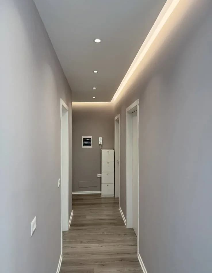 Apartament 2+1+2 me qera Ish Fusha Aviacionit 4