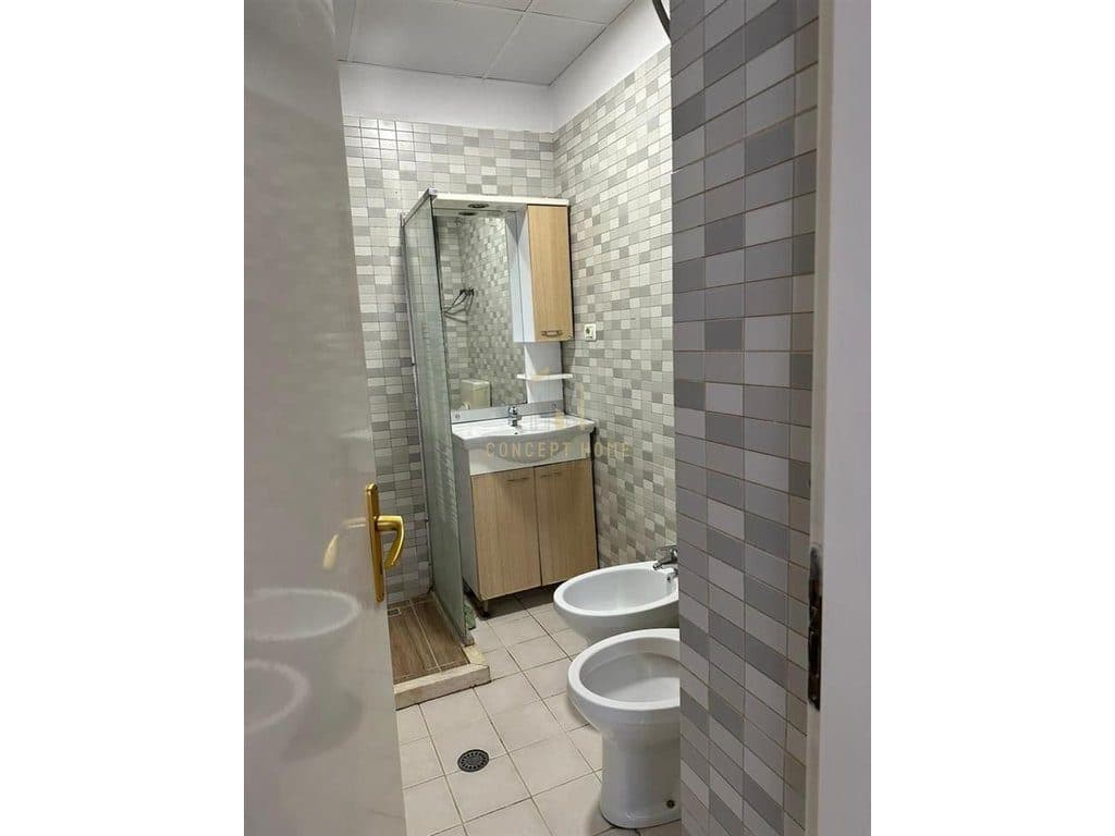 Jepet me qera apartament 2+1+2 ne rrugen e 3