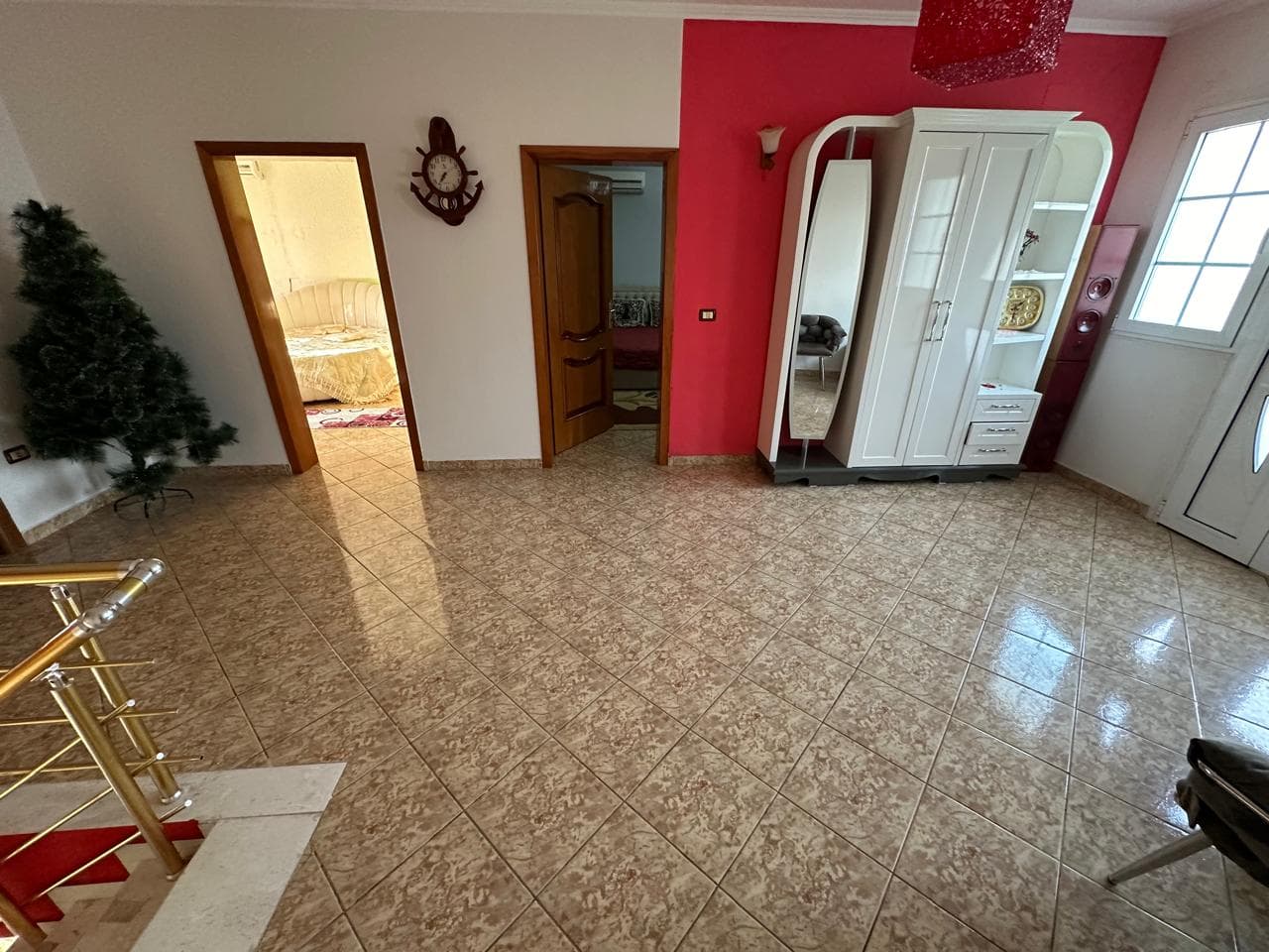 Shtëpi private 2 Kate Me Qira në Laknas / Kamëz - 500€ | 300 m² 4