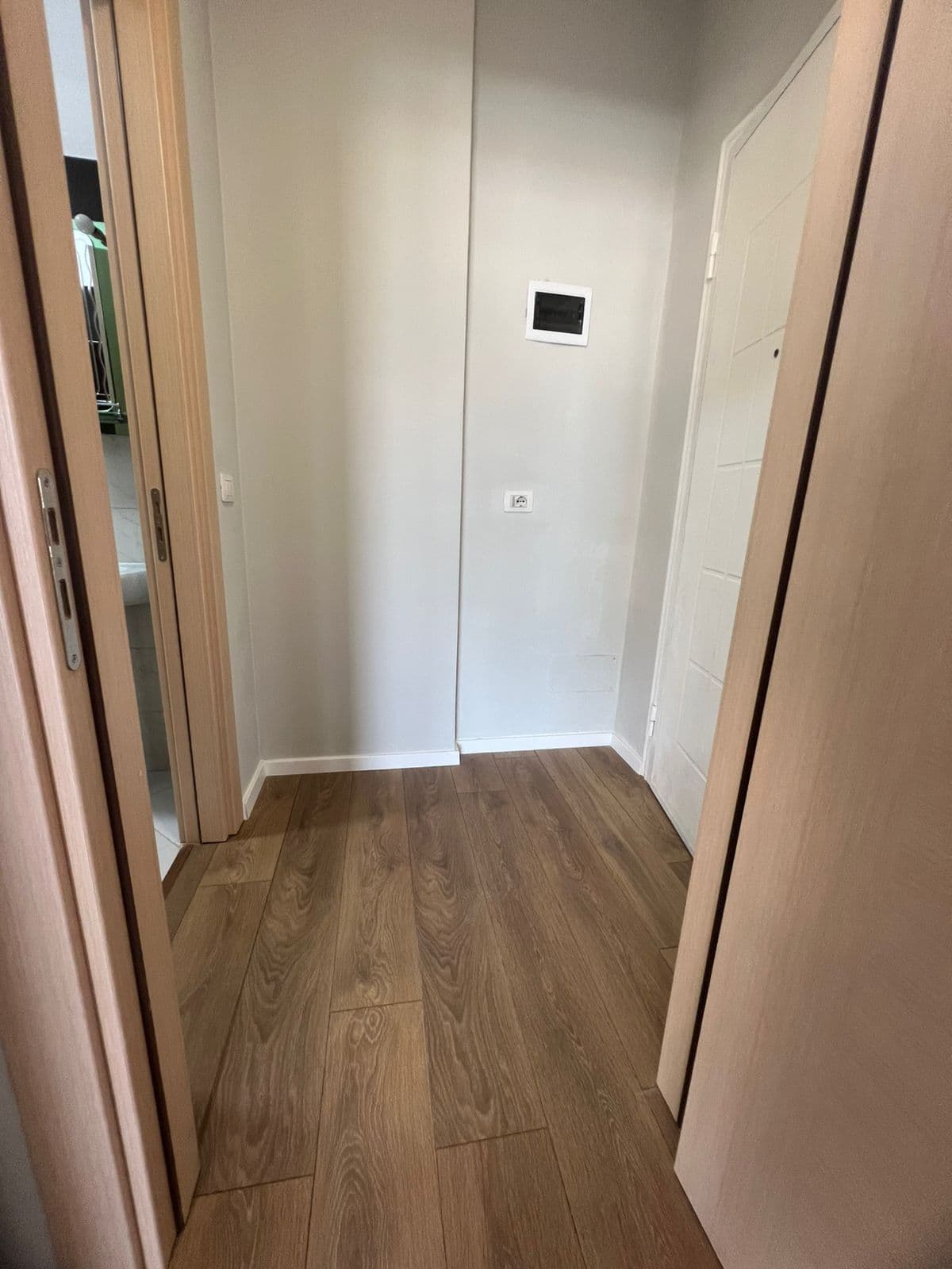 Shitet apartament 1+1 ne Fresk 4