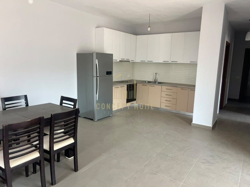 Jepet me qera apartament 2+1+2 tek Amerika110m² 4