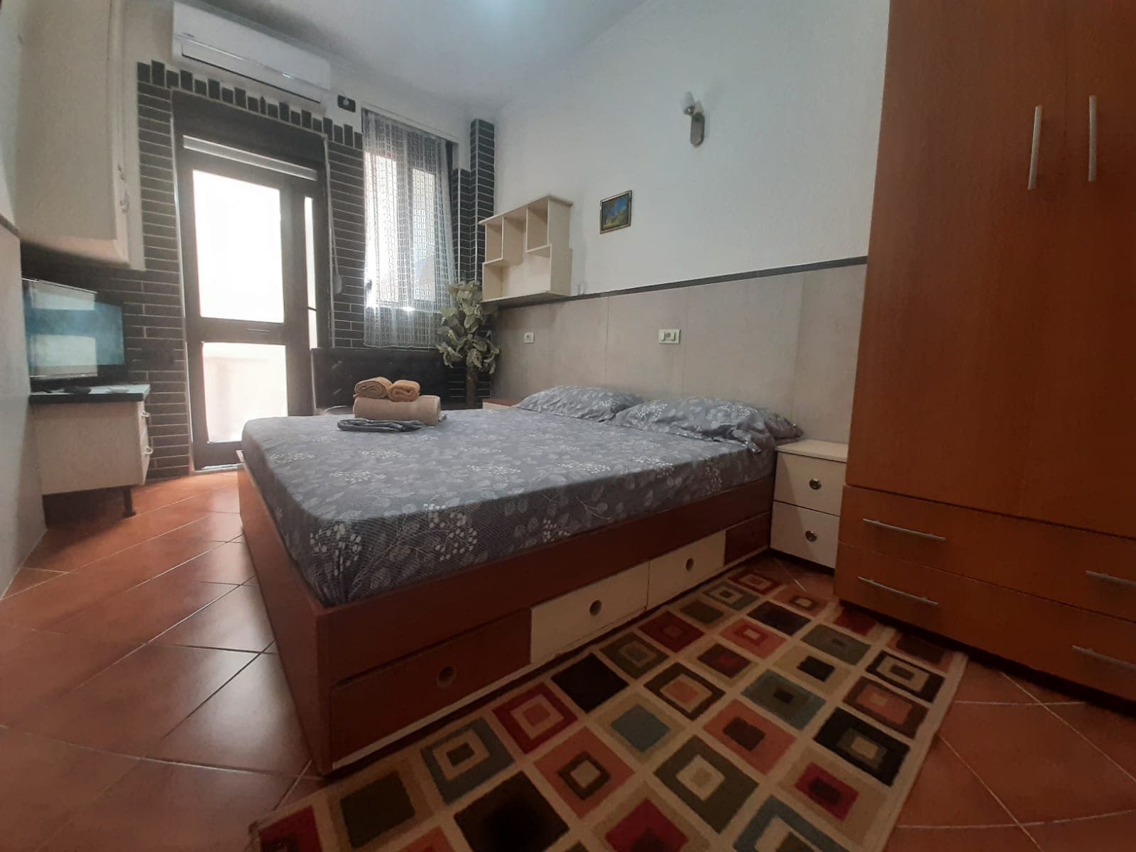 Jepet me qera Apartament: Bulevardi Ri 3