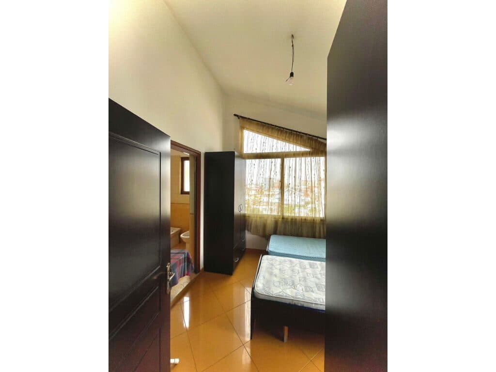 Jepet me qera Apartament 1+1 tek 21 Dhjetori 2