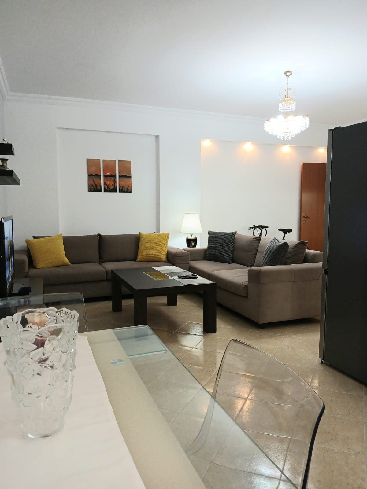 Apartament 2+1 Me Qira në Fresk, Tirana - 520€ | 97 m²