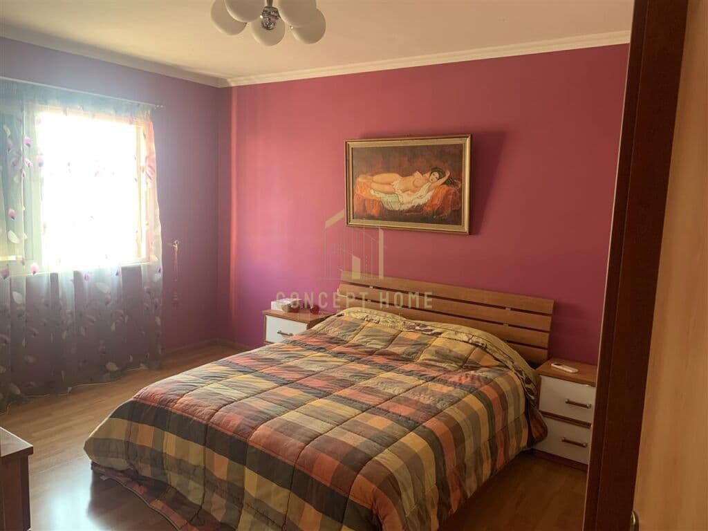 Jepet me qera Apartamenti 1+1 Komuna e Parisit Kika 1 3