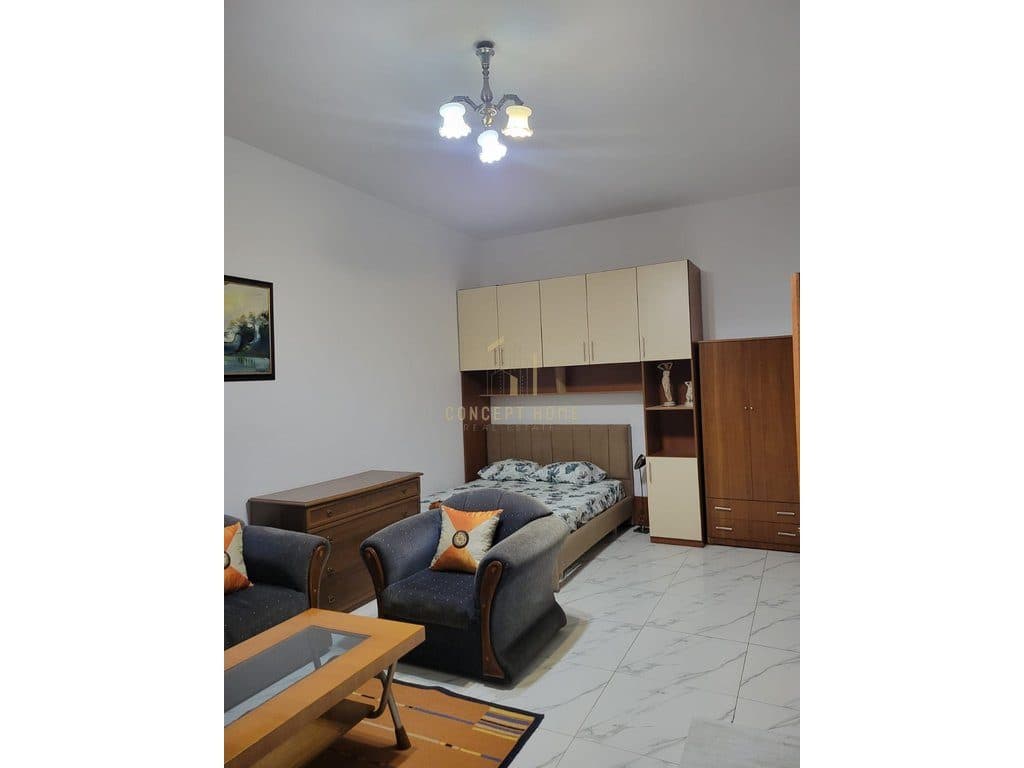 Jepet me qera Gazoniere ne Shkoze/Çmimi: 300 Euro