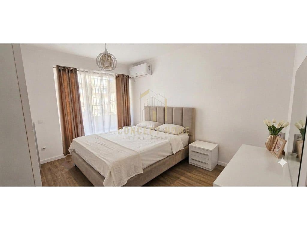 Jepet me qera apartament 1+1 tek Zogu i Zi 2