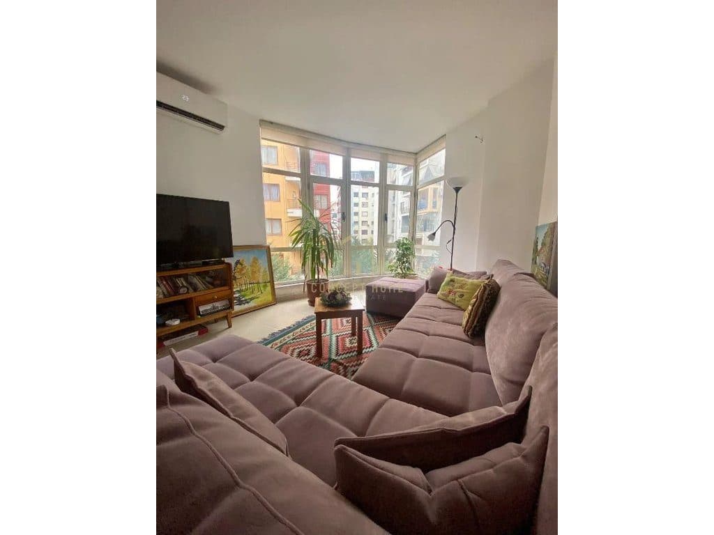 Shitet apartament 2+1+ 2 ne Yzberisht