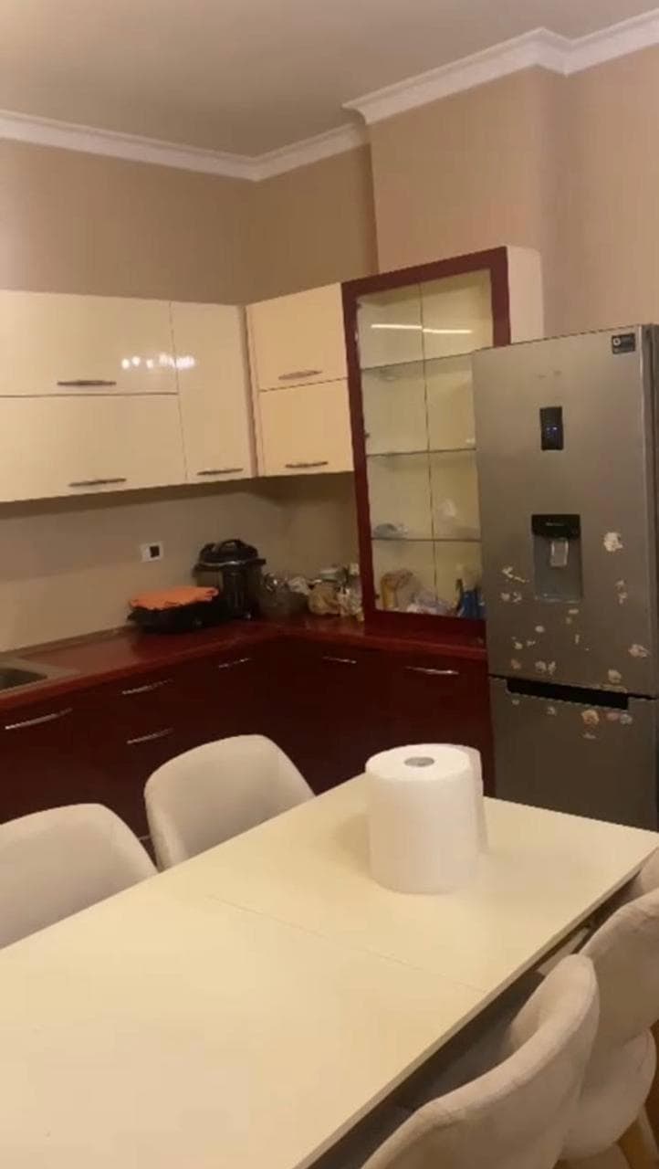 Shitet Apartamenti 1+1 ne Kamëz 2