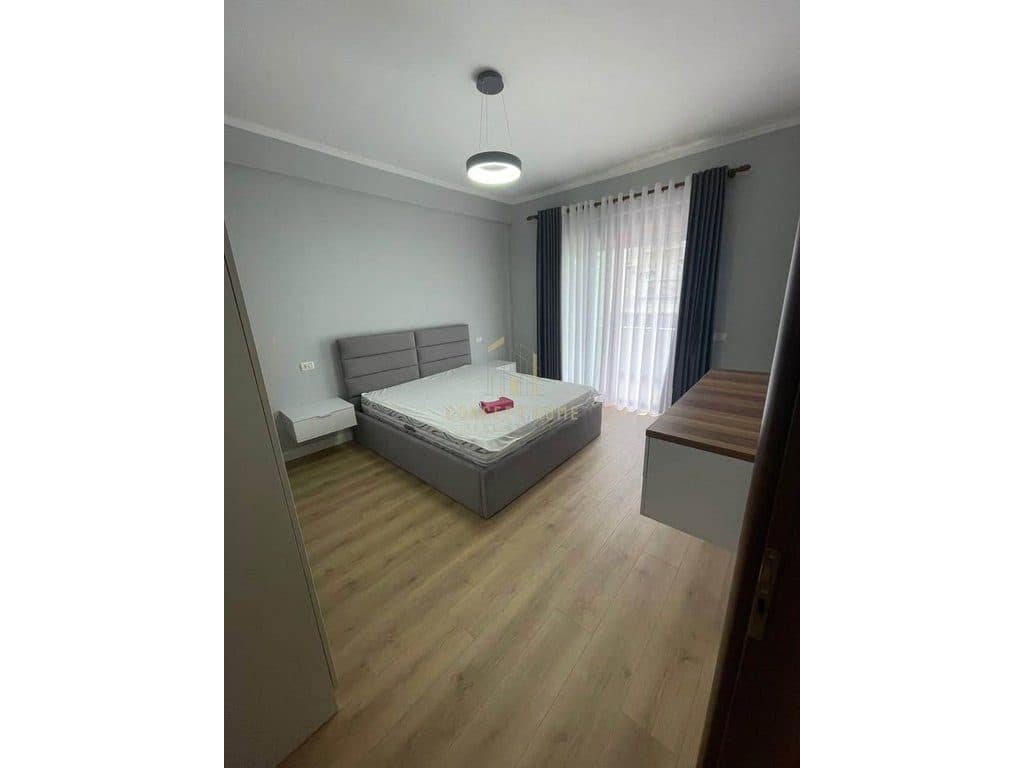 Jepet me qera apartament 1+1 tek Kthesa e Kamzes 4