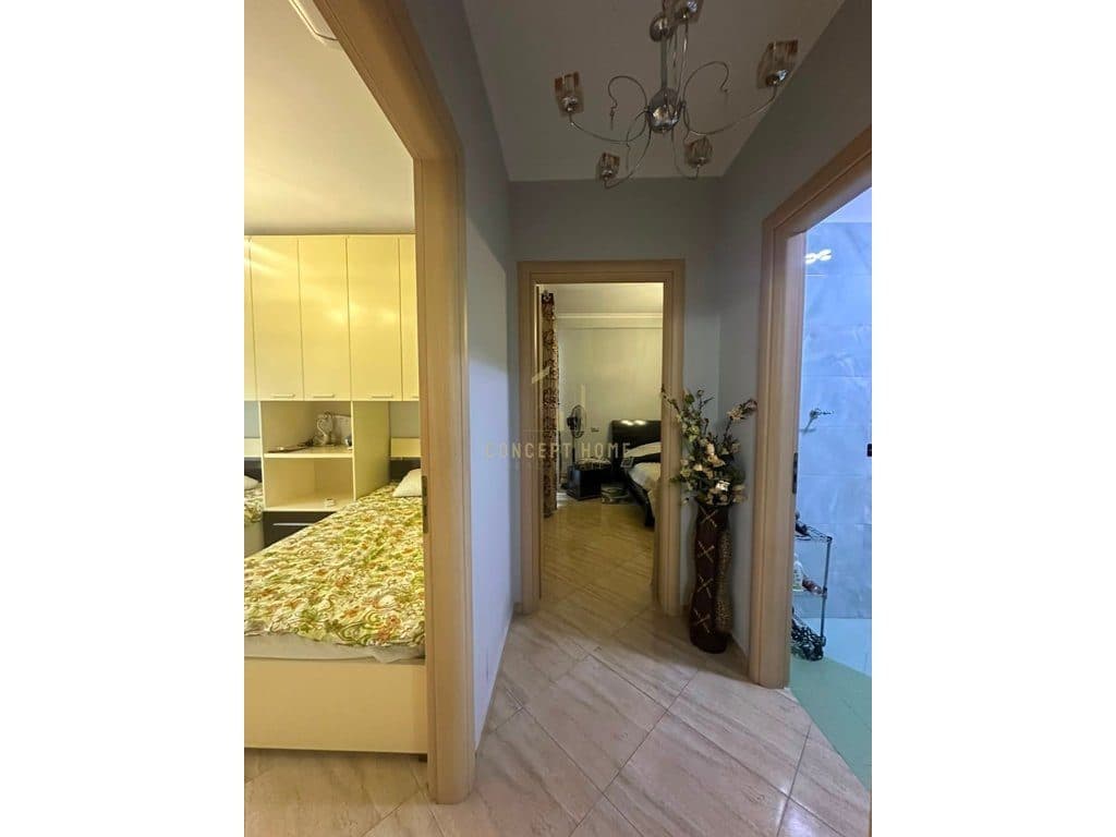 Shitet apartament 2+1+2 ne Kinostudio 2