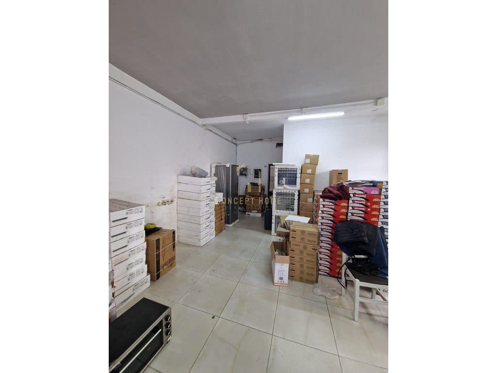 Dyqan me qera në Ali Demi,Trregu Elektrik Tirana - 500€ | 140 m² 1