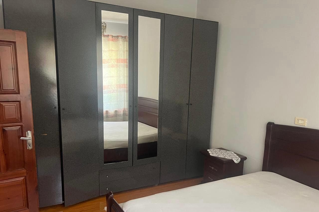 Jepet me qera apartament 1+1 Ne Laprake 3