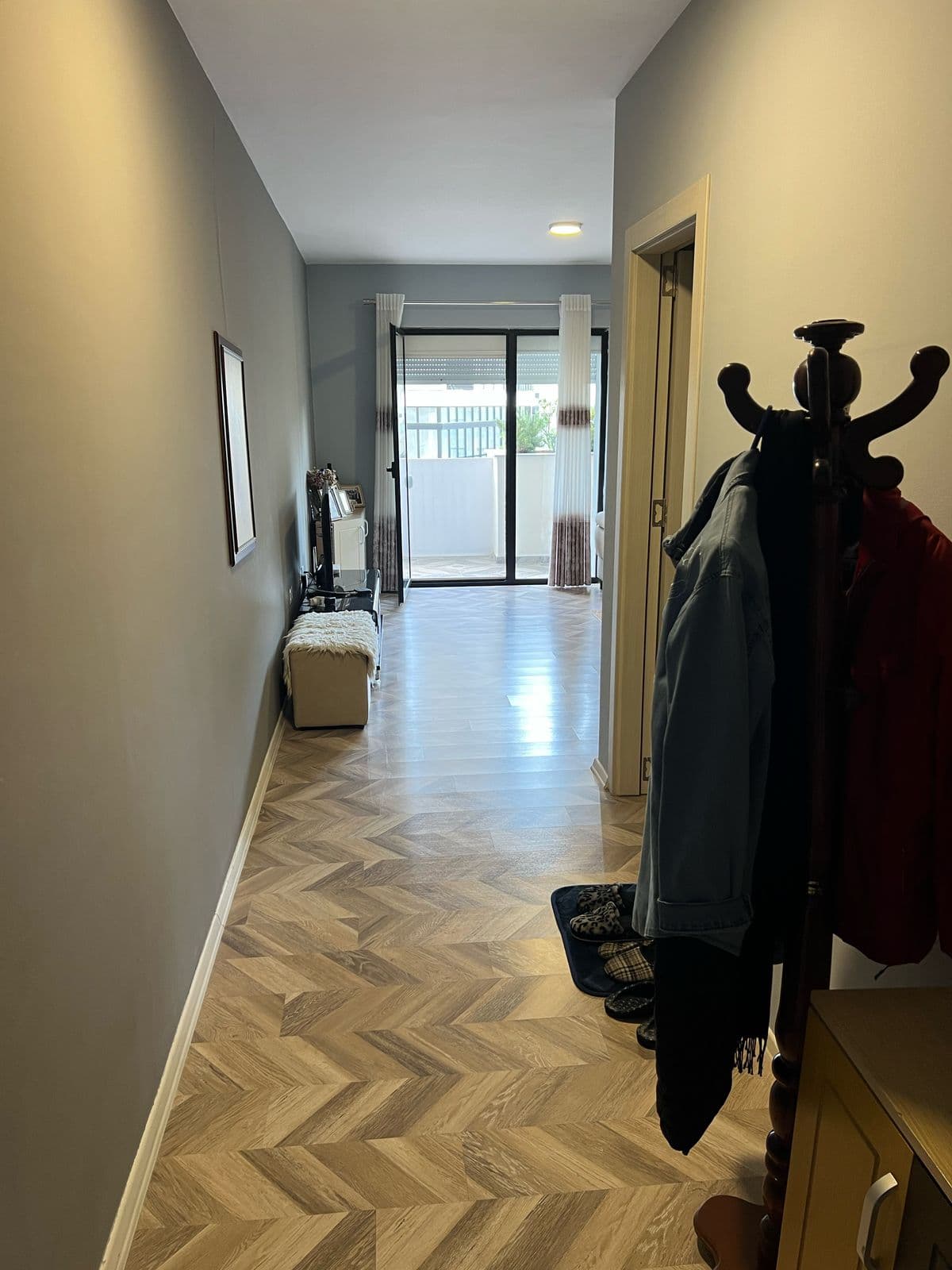 Shitet Apartament 2+1 tek 5 Maj