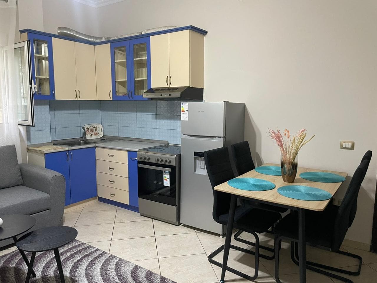Jepet me qera Apartament 1+1 ne Qytet Studenti 2