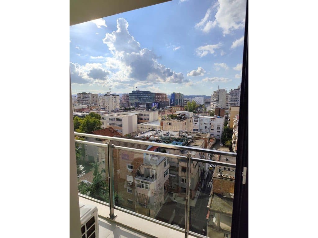 Jepet me qera Apartament/Zyre ne Zog te Zi/Golden Tower Rezidence 4