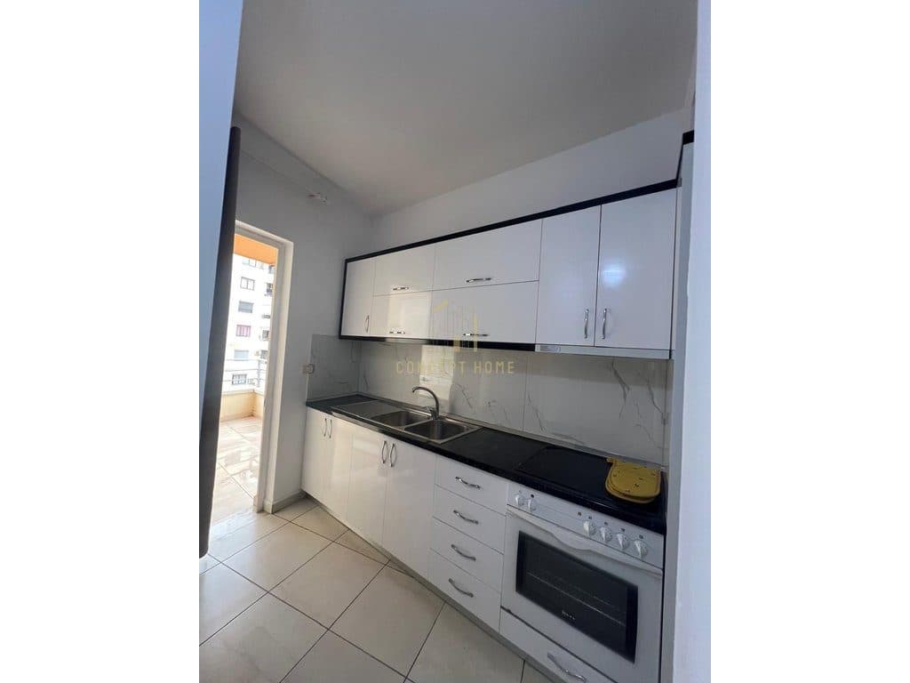 Jepet me qera Apartament 1+1 ne Astir. 3